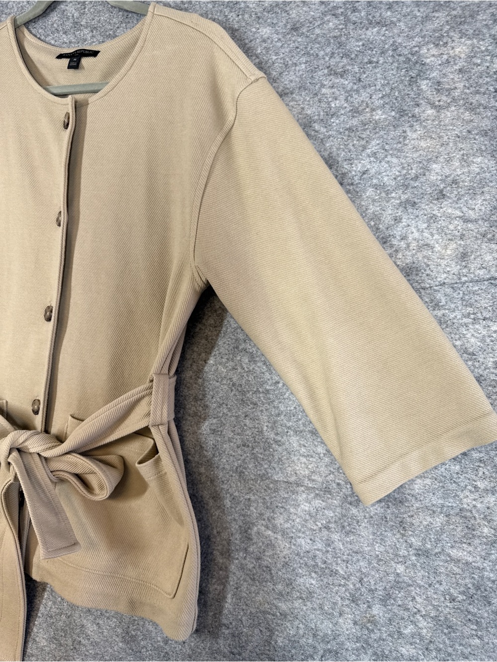 Banana Republic Belted Fall Jacket Beige Medium Minimalist Quiet Luxury Career - Picture 3 of 16